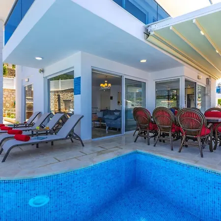 Βίλα Luxury Very Close To Beach, Amazing Sea Views, Heated Salt-water Pool